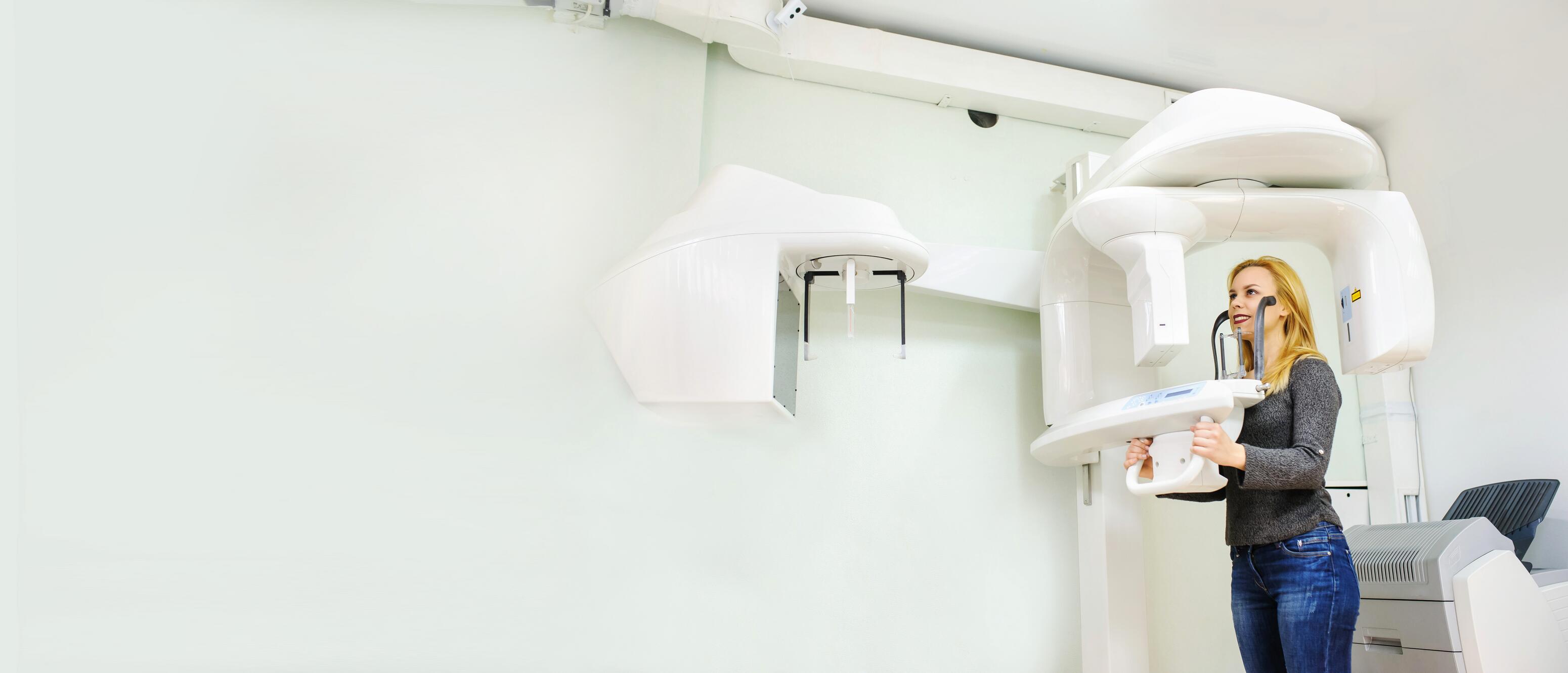 Radio panoramique dentaire : à la recherche des caries et autres problèmes bucco-dentaires